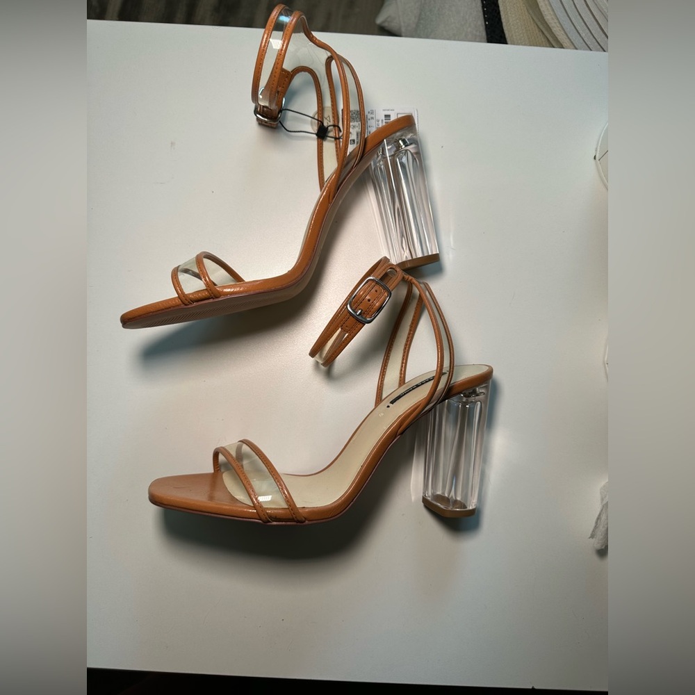 BRAND NEW Zara Heels Size 9